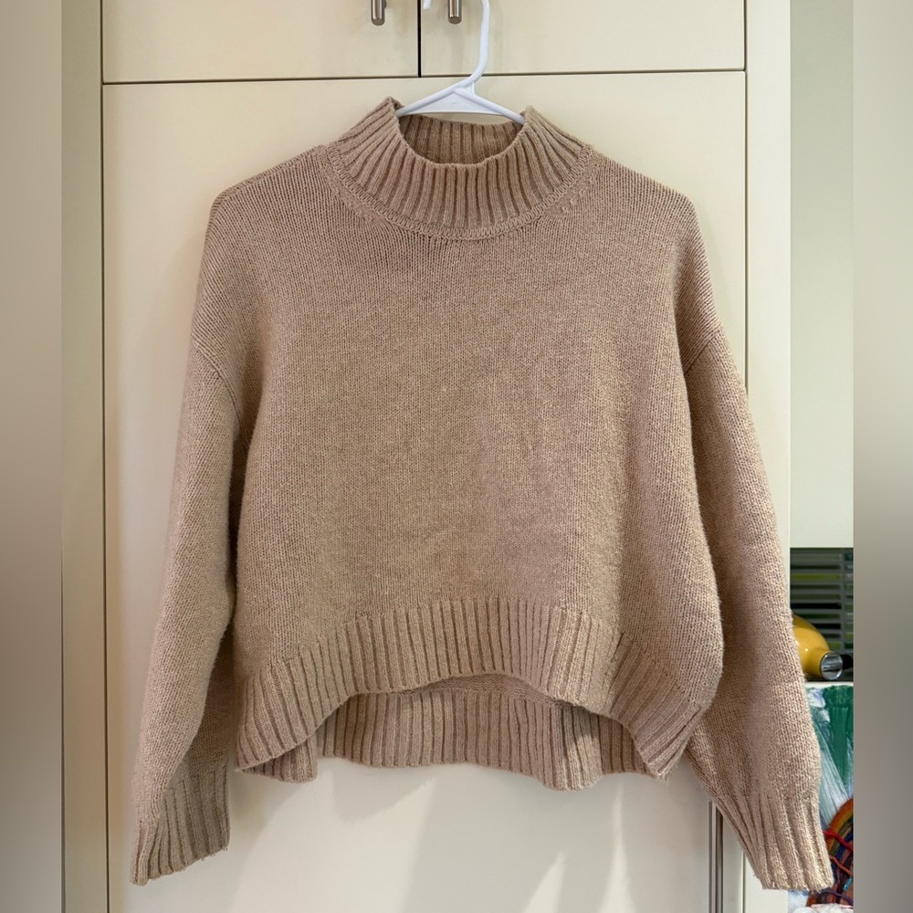 GAP Taupe Mock Neck Ribbed Hem Sweater Girls size L